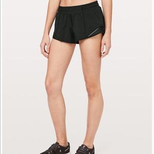 Lululemon Hotty Hot Short 2.5” Black